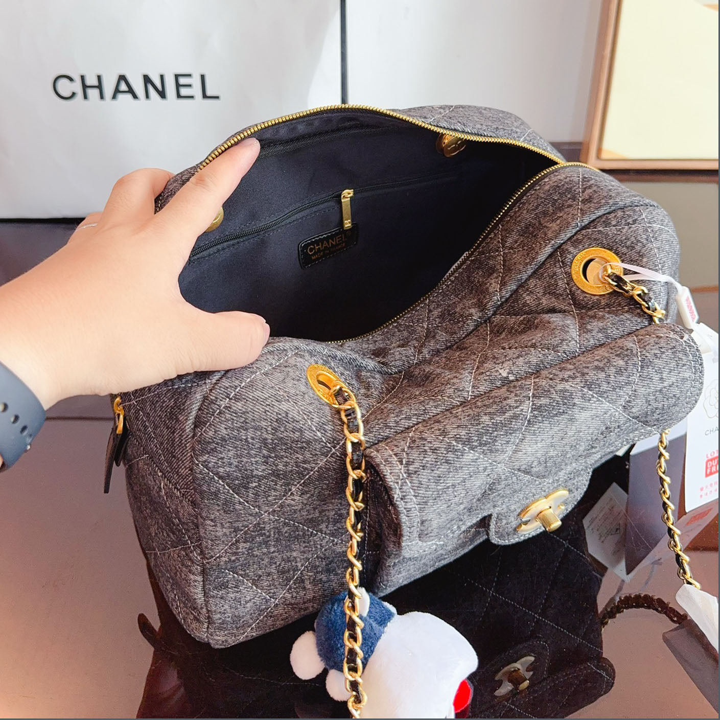 CHL Large Capacity Shoulder Bag XC24092908