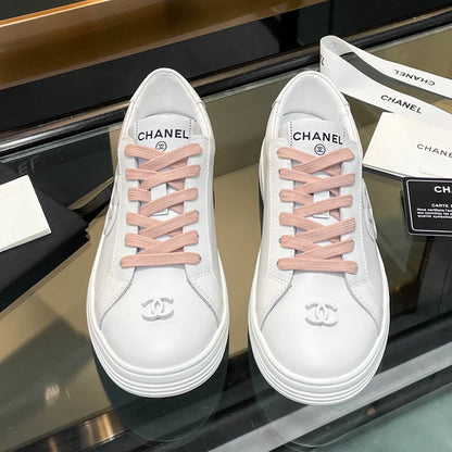 New Panda Color blocked Sports Board Shoes 1024080508