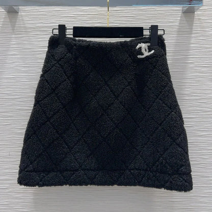 New autumn and winter French classic plaid wool short skirt 1024111412