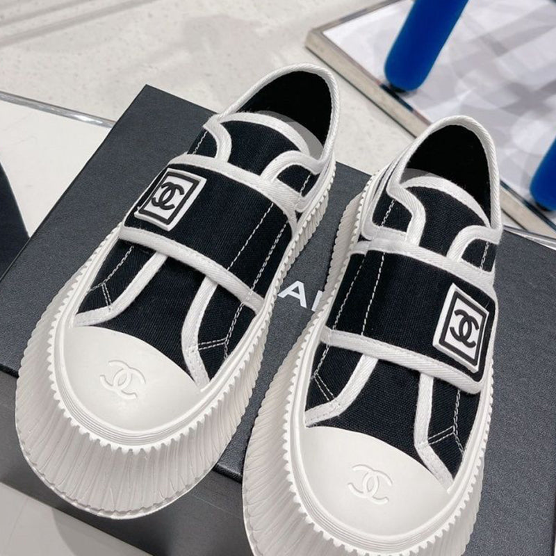 Fashion Thick Sole Velcro Canvas Shoes PD10070407