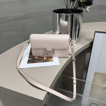 New Fashion Chain Underarm Bag Shoulder Small Square Bag 1024032025