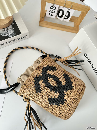 CNL summer woven bucket bag 0724041123