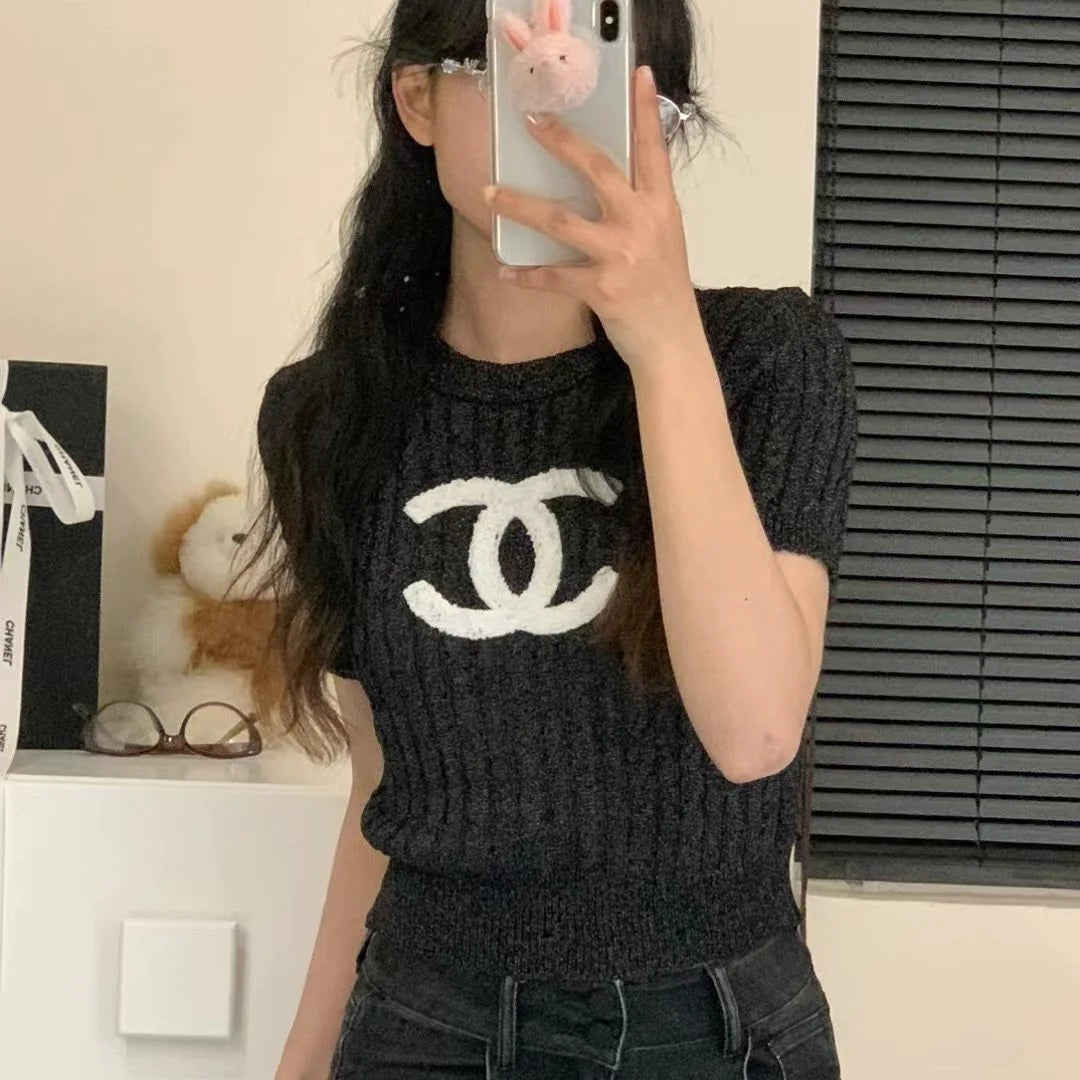 New Embroidered Crewneck Sweater Women's Short-sleeved 1024032511