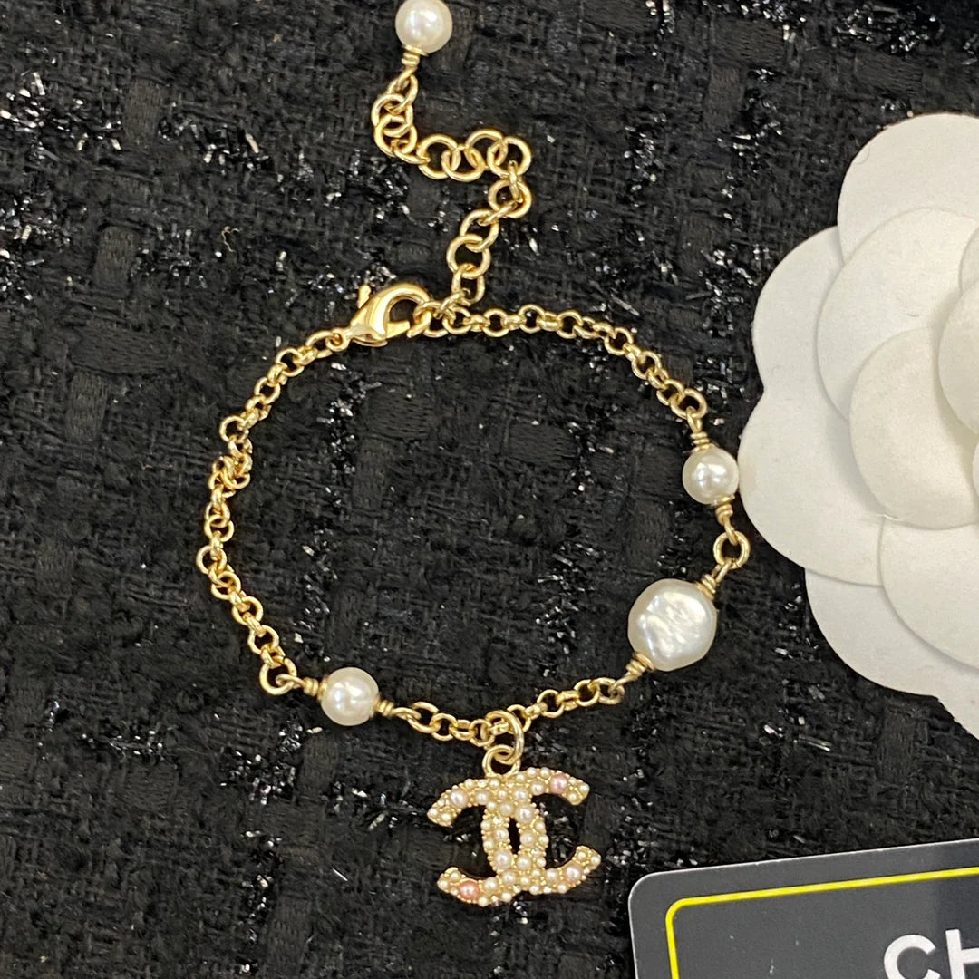 New fashion versatile bracelet 1024040901