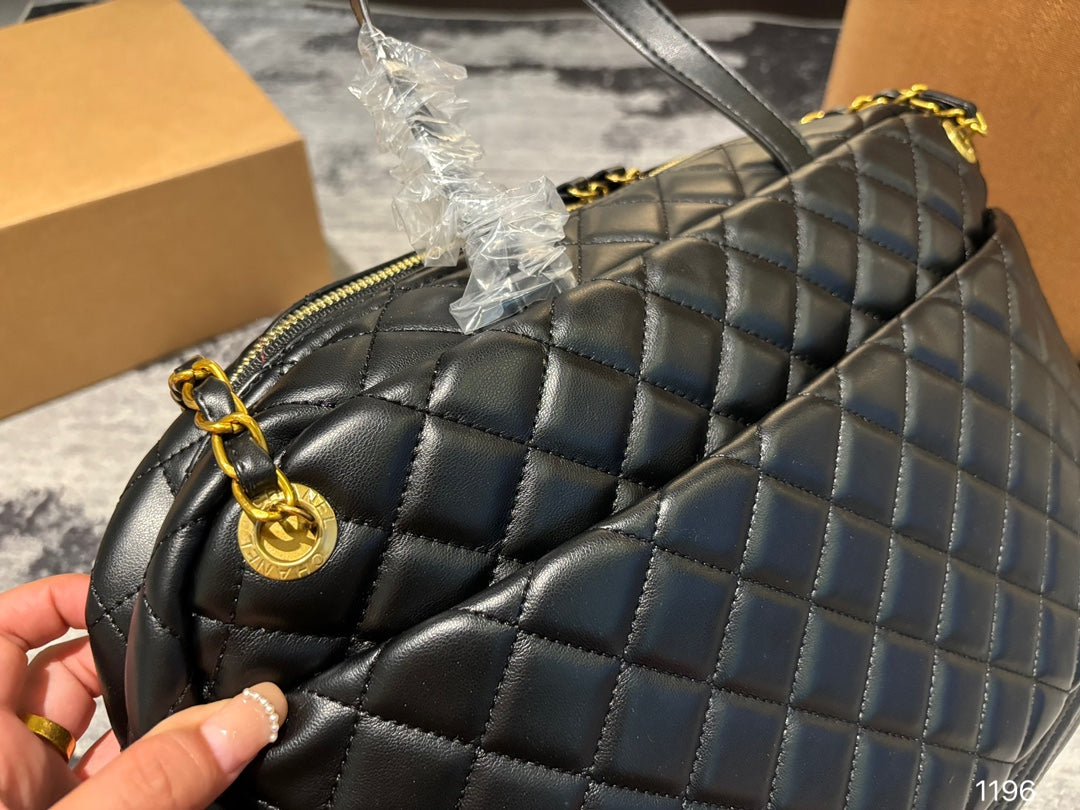 CNL fashionable diamond pattern handbag 0724082906