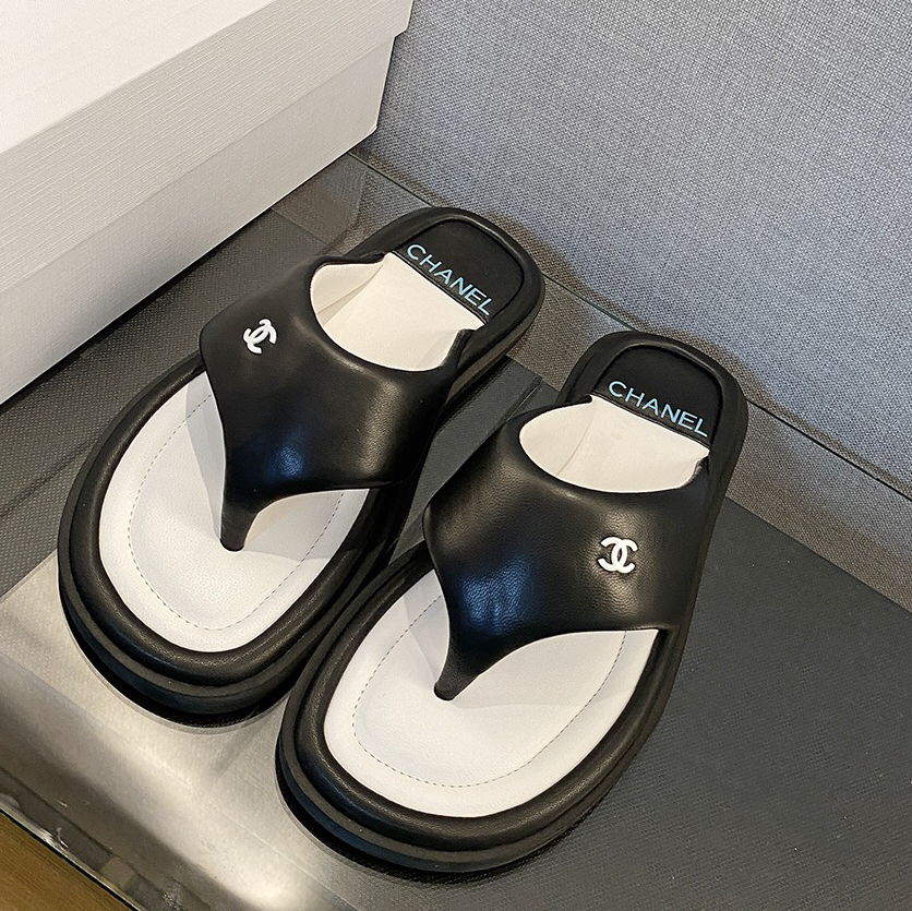 4 color C new flip flops XC07051204