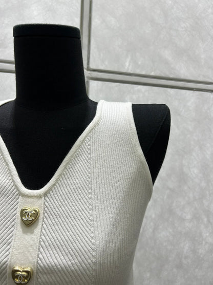 CHA Love Button Vest 0724022008