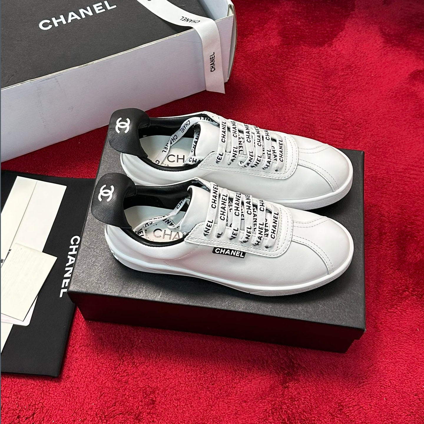 CH Fashion Lace-Up Sneakers XC24092327