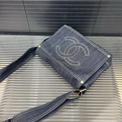 Unisex Crossbody Shoulder Bag 1025043007