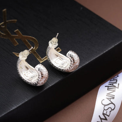 New Fashionable French Earrings 1024010317