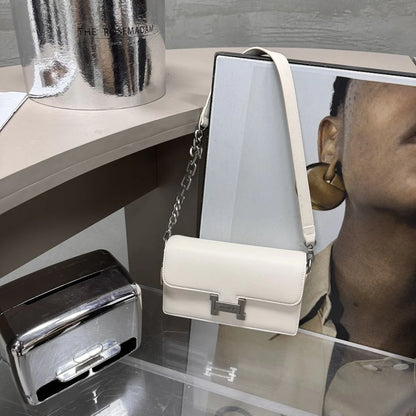 New Fashion Chain Underarm Bag Shoulder Small Square Bag 1024032025