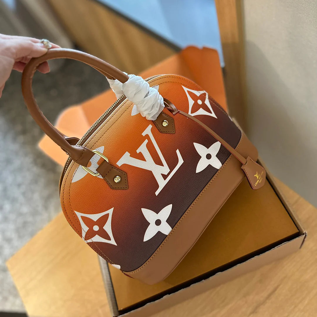 New Fashion Versatile Handbag Crossbody Bag 1024042411