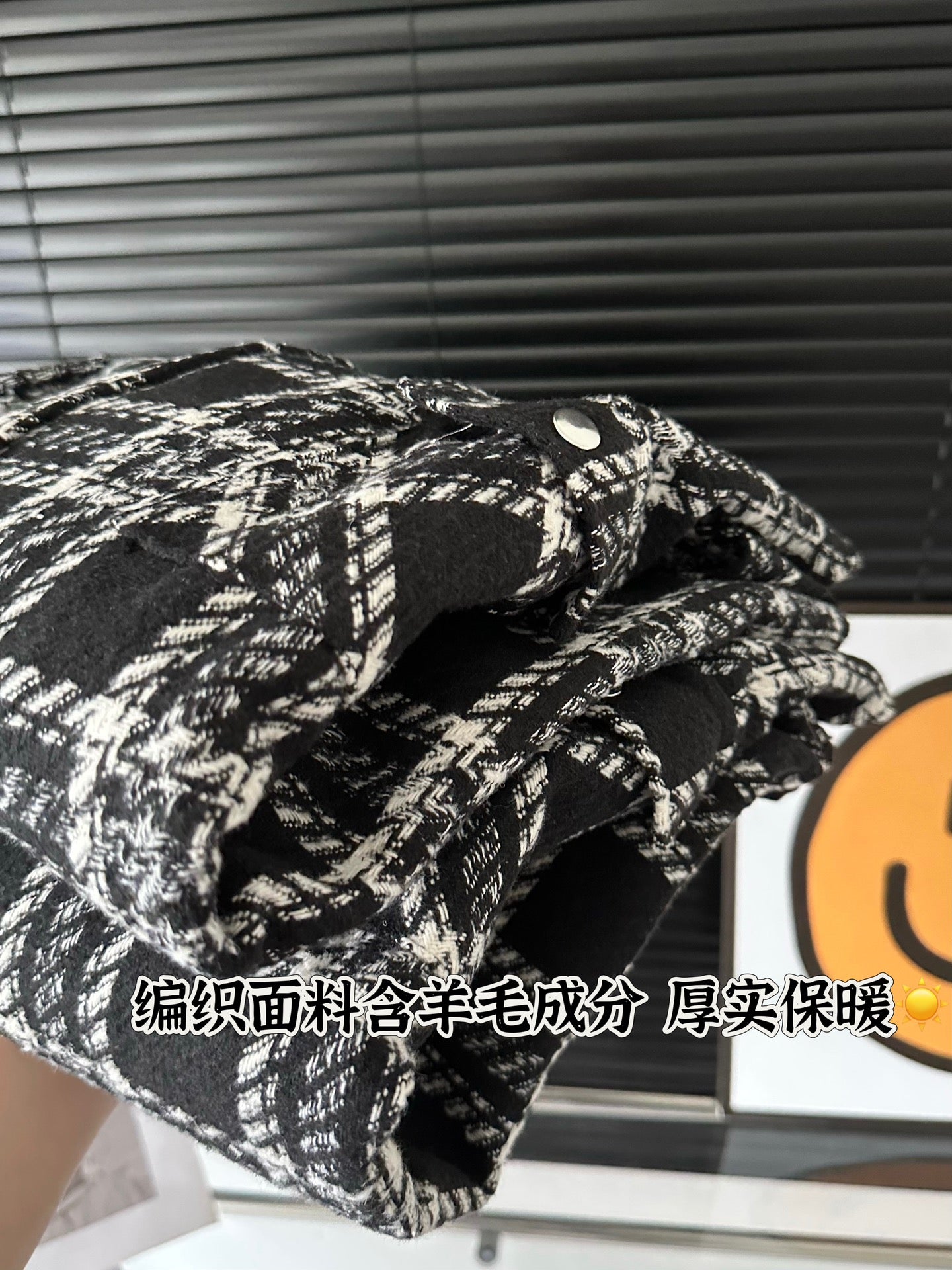 Plaid small fragrant style woven jacket thick coat XC0823092724