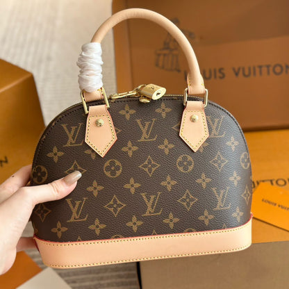 L Alma Shell Bag 1824071601