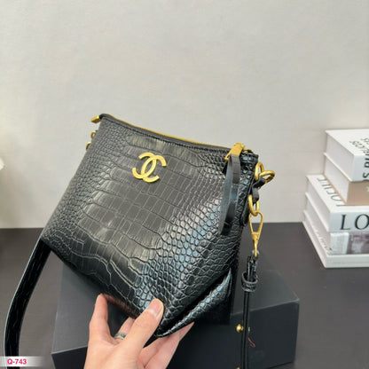 CNL zipper shoulder bag 1824062601