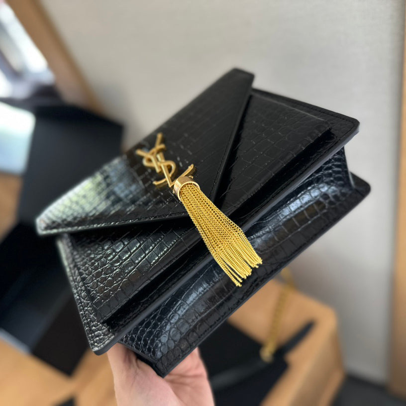 Flip chain tassel bag 1824042602