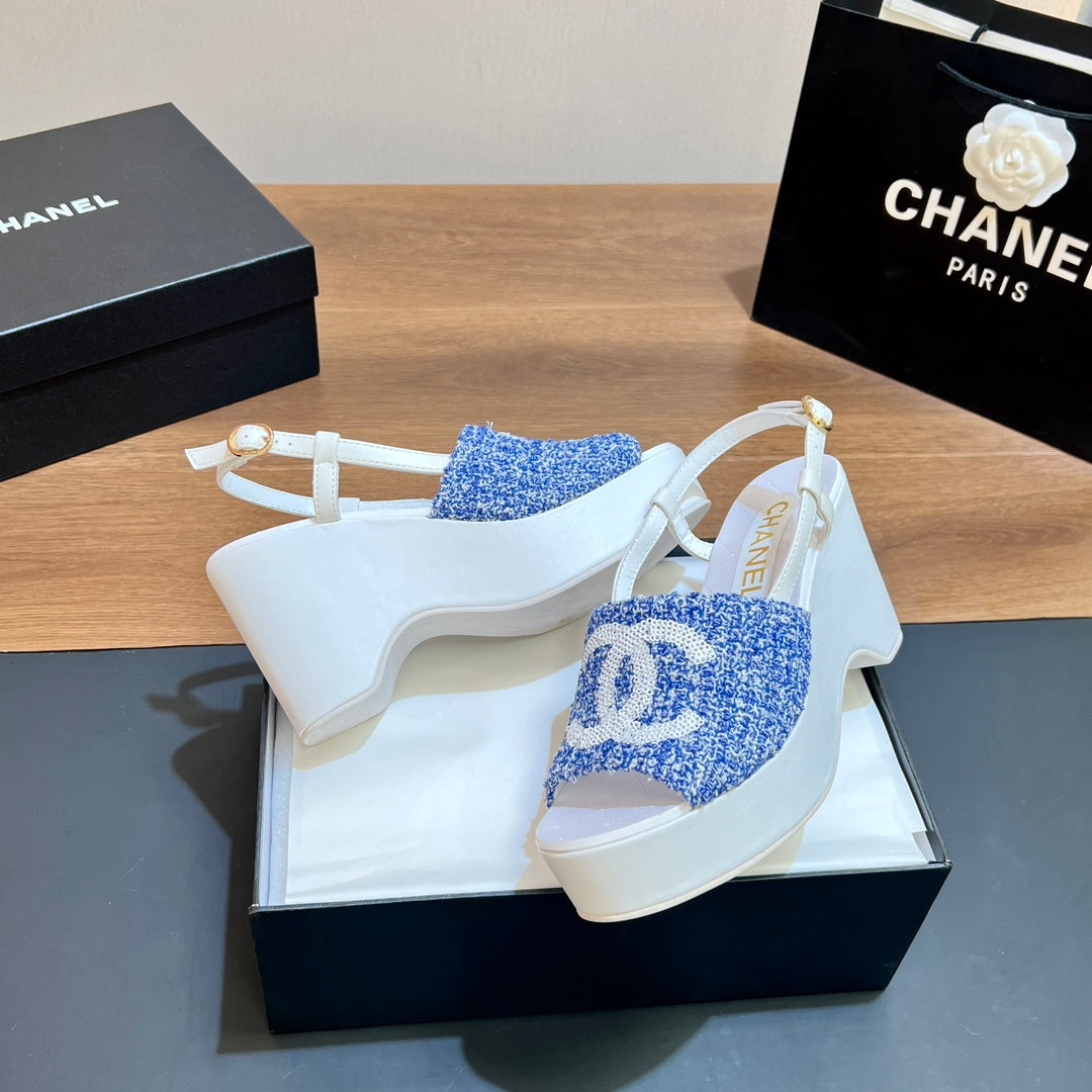 CNL thick-soled colorblock high-heeled sandals 0724042702