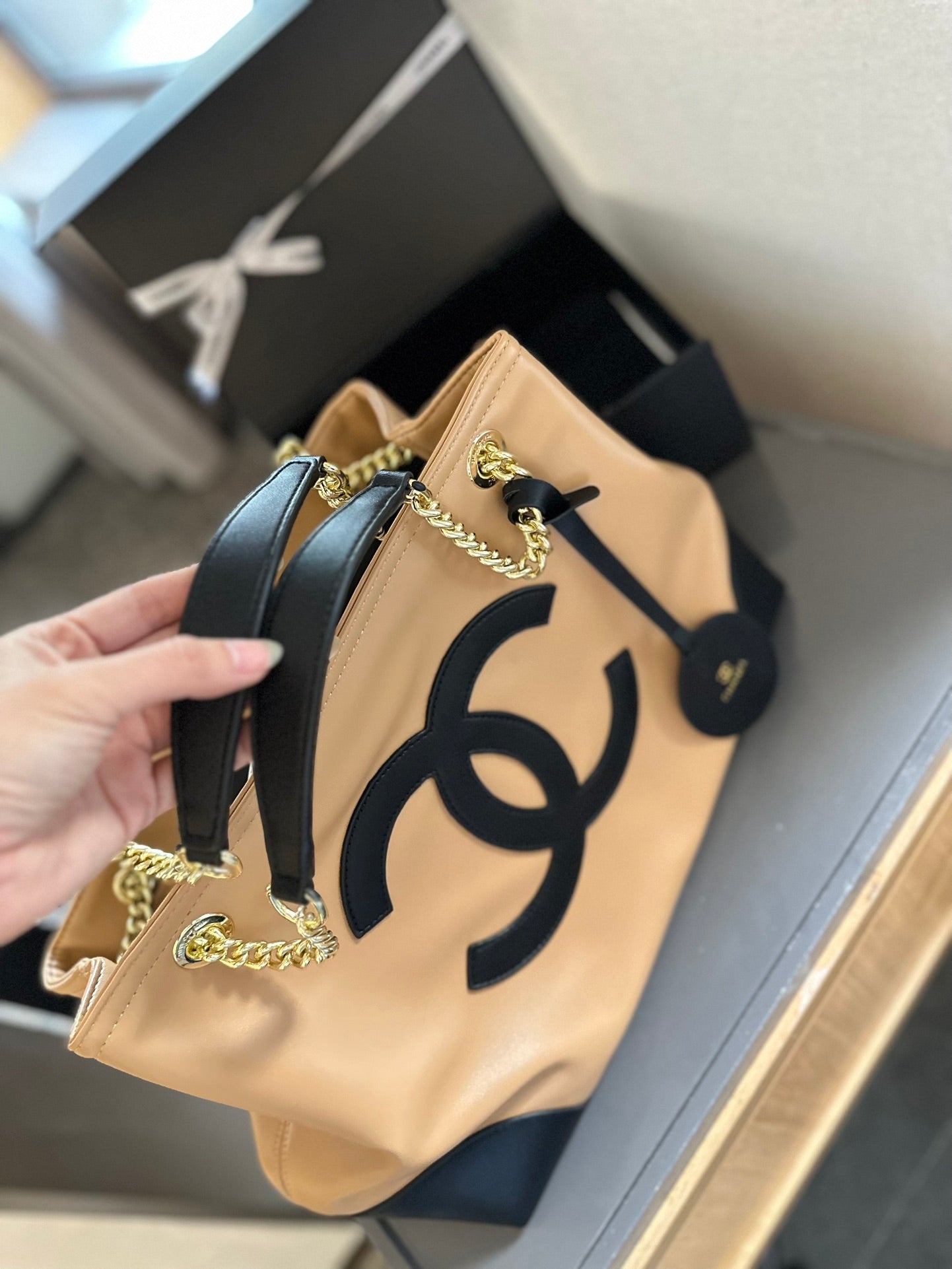 CNL Fashion 𝘝𝘪𝘯𝘵𝘢𝘨𝘦 Tote Bag 0724100801