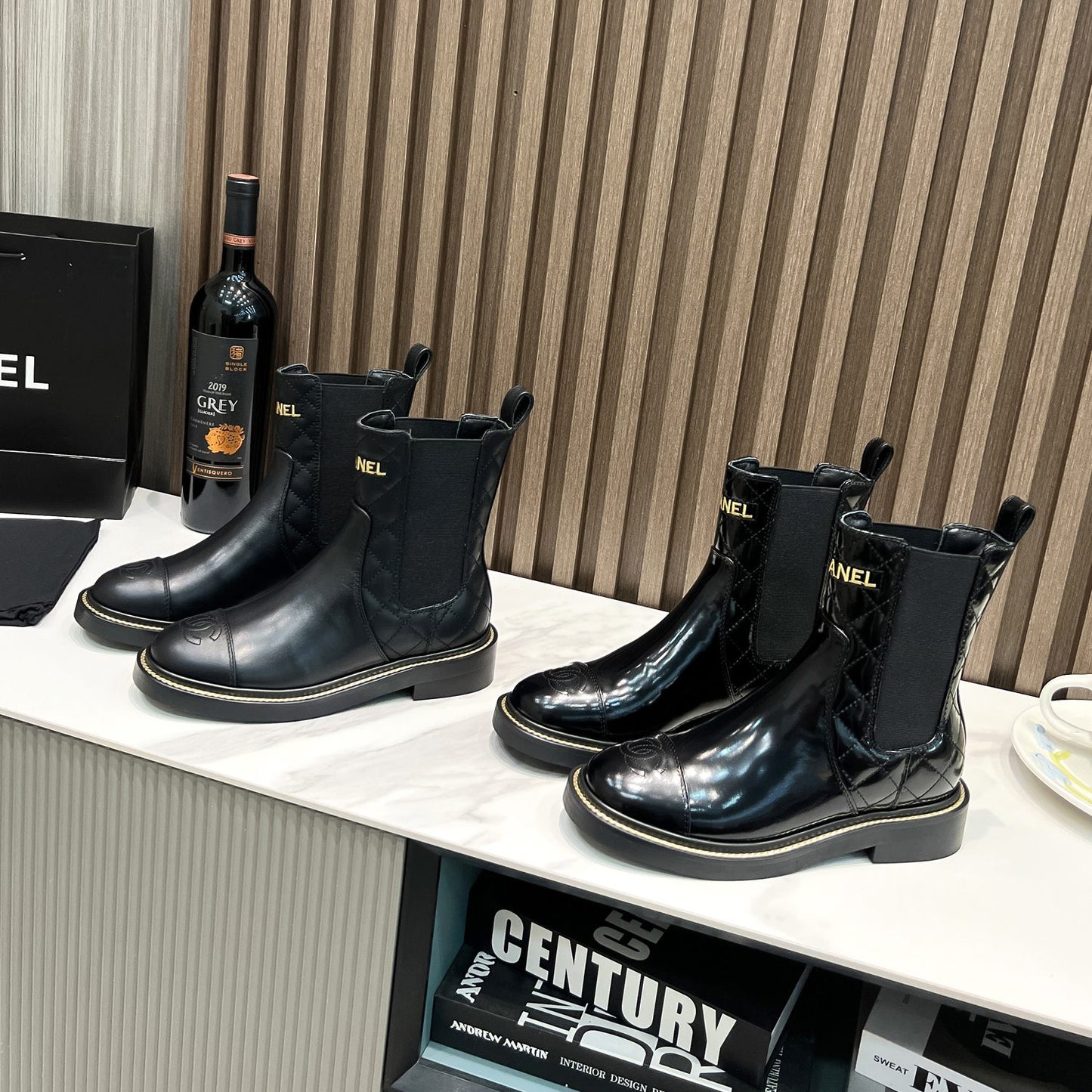 23 New fashion booties XC1823081603