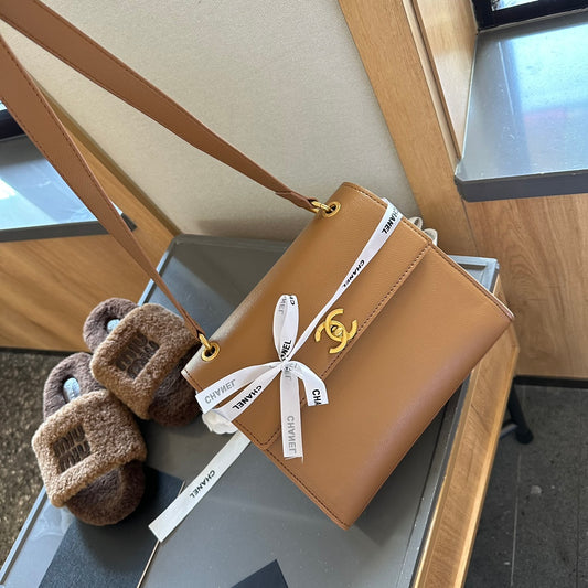 CNL Fashion Single Shoulder Underarm Bag 0724082601