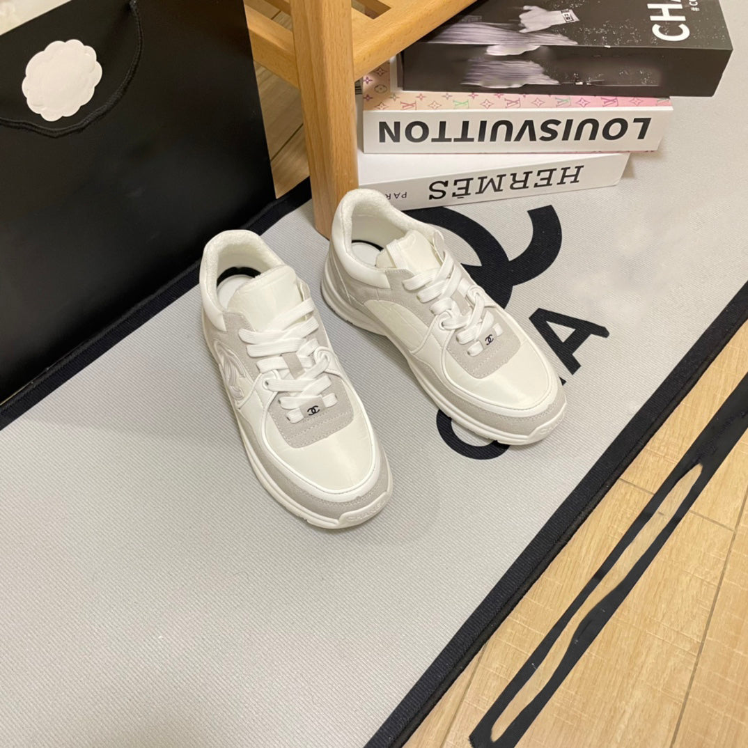 New Letter Print Casual Sneakers