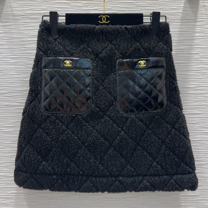 New autumn and winter French classic plaid wool short skirt 1024111412