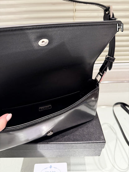 PRD Fashion Patent Leather Underarm Bag 0724120509