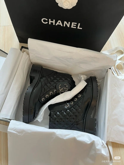 New Versatile Lace Up Small Leather Boots 1023121313