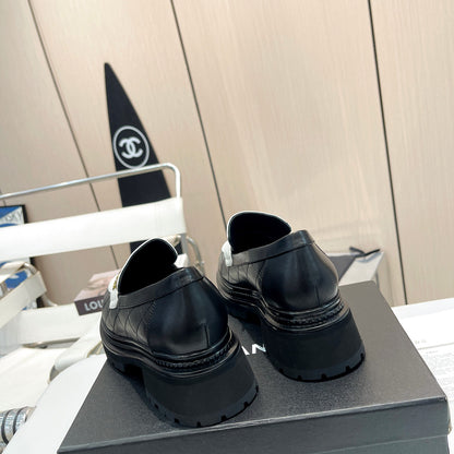 New Fashion C Logo High Quality leather Women's Loafers-WX05202372007