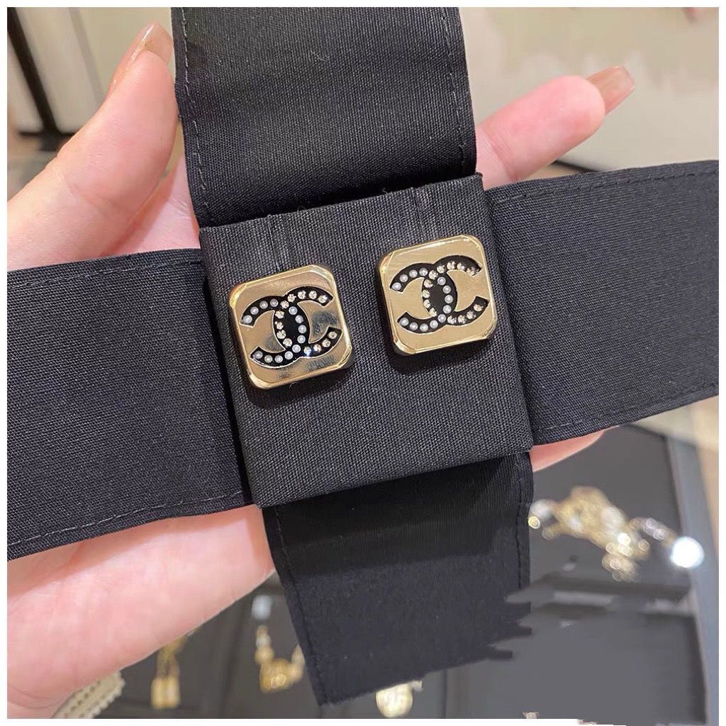 Anti allergic black gold earrings PD10042502