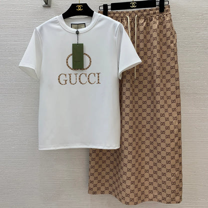 New G Letter Chain Print Fashion Set 1025070204