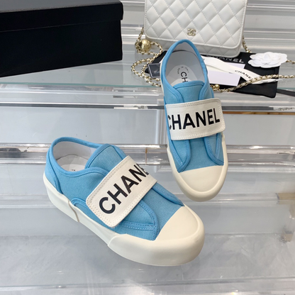 Lightweight Alphabet Velcro Sneakers XC07051207