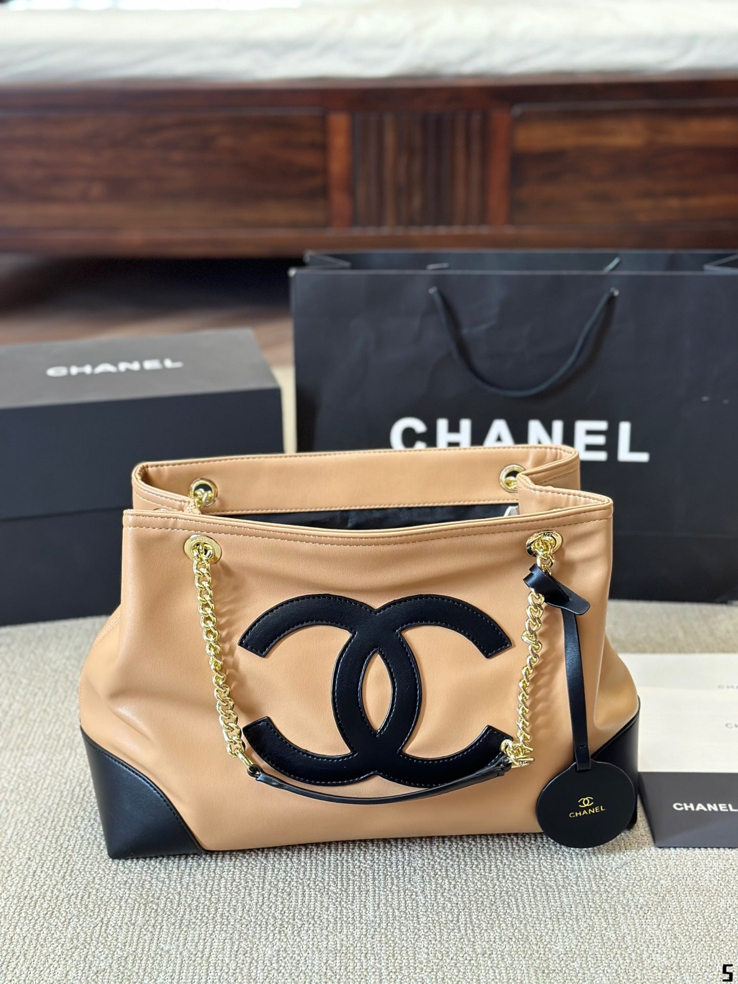 CNL Fashion 𝘝𝘪𝘯𝘵𝘢𝘨𝘦 Tote Bag 0724100801