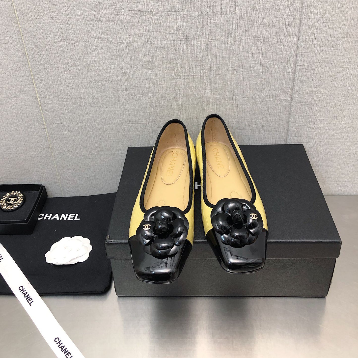 CNL-flat slip-on sandals XC07062910