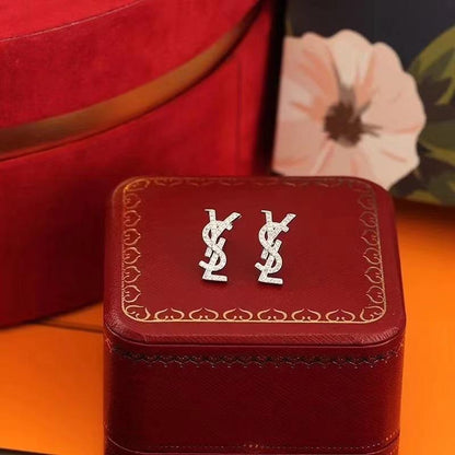 New Fashionable French Earrings 1024010317