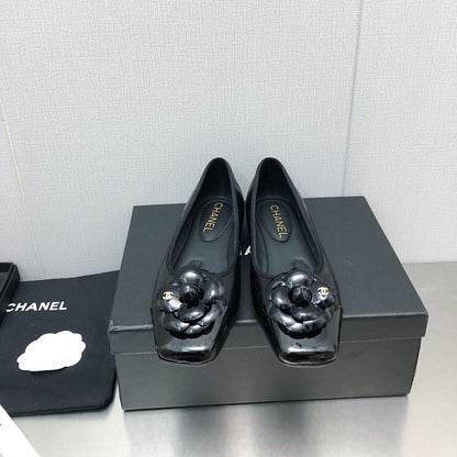 CNL-flat slip-on sandals XC07062910