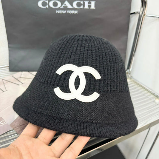 Autumn and Winter Fashion Versatile Knitted Cap 1024101830