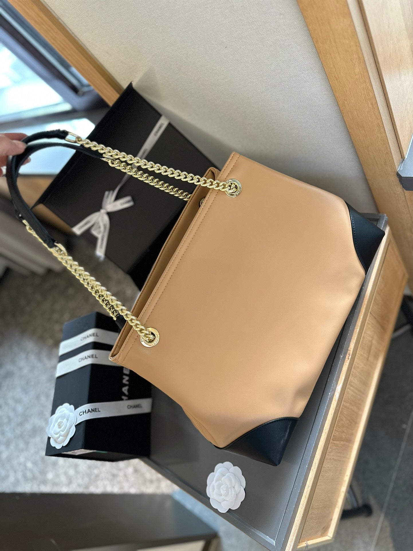 CNL Fashion 𝘝𝘪𝘯𝘵𝘢𝘨𝘦 Tote Bag 0724100801