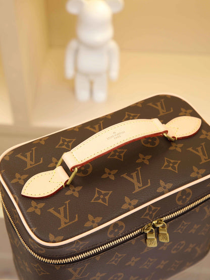 Lvv fashion nice cosmetic bag 0725040101