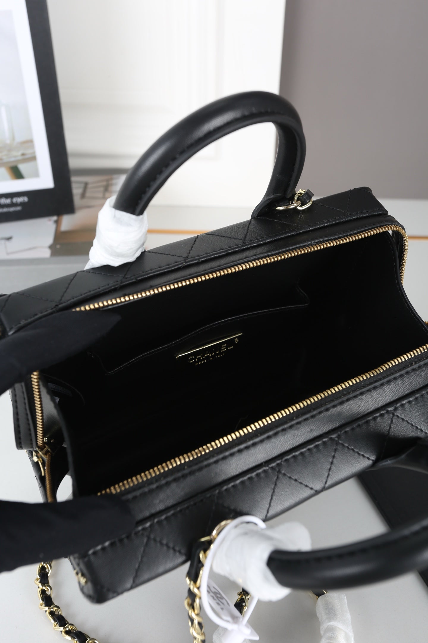 CNL Retro Chain Bag Diamond Pattern Handle Cosmetic Bag Cosmetic Case 0725021301