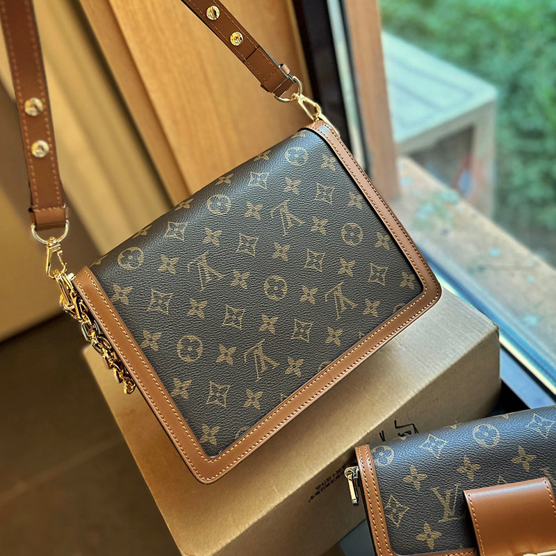 Fashion new messenger bag CWT1023091104