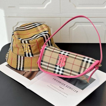 New Large Capacity Commuter Leisure All-match Shoulder Bag 1024070319