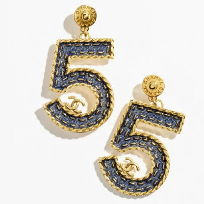 Luxury and fashionable versatile earrings 1024060403