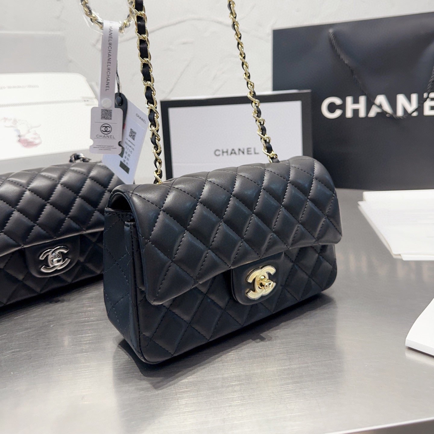 Stylish Classic CF Chain Bag XC1823081701