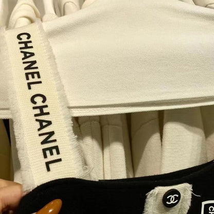 Fashion Simple and Versatile Knitted Vest PD1023080201