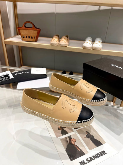 New Fashion CC Logo Women's Loafers