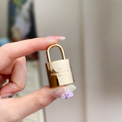 Luxury-VL VANITY Small Handbag Cosmetic Bag PD0423081608