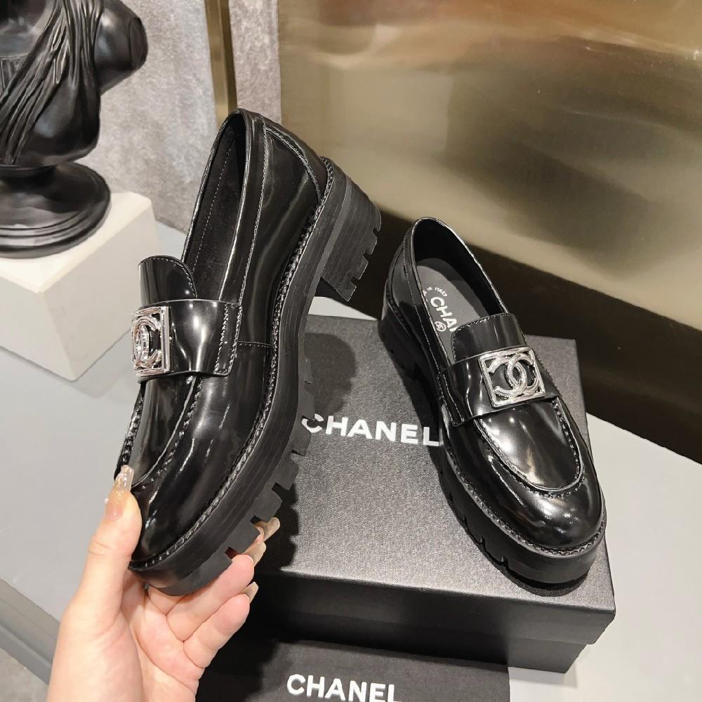 Fashion new thick soled women's loafers 1023120102