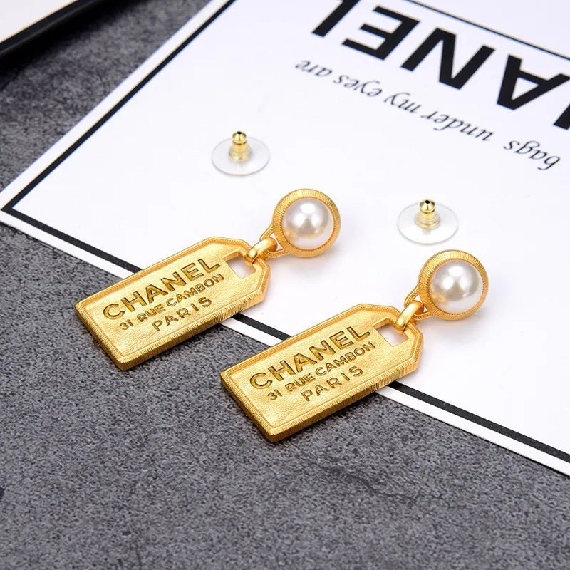 New pearl studded earrings 1025032005