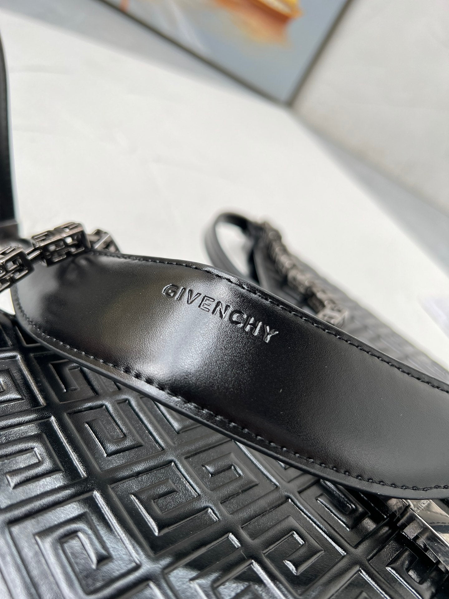 GVC print cut out underarm chain bag 0724082606